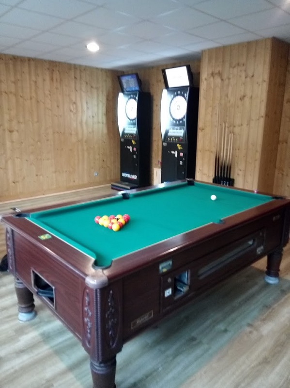 Réfection de tapis de billard. 8 pool